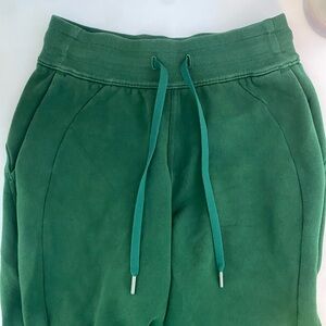 Lululemon High Rise Scuba Joggers